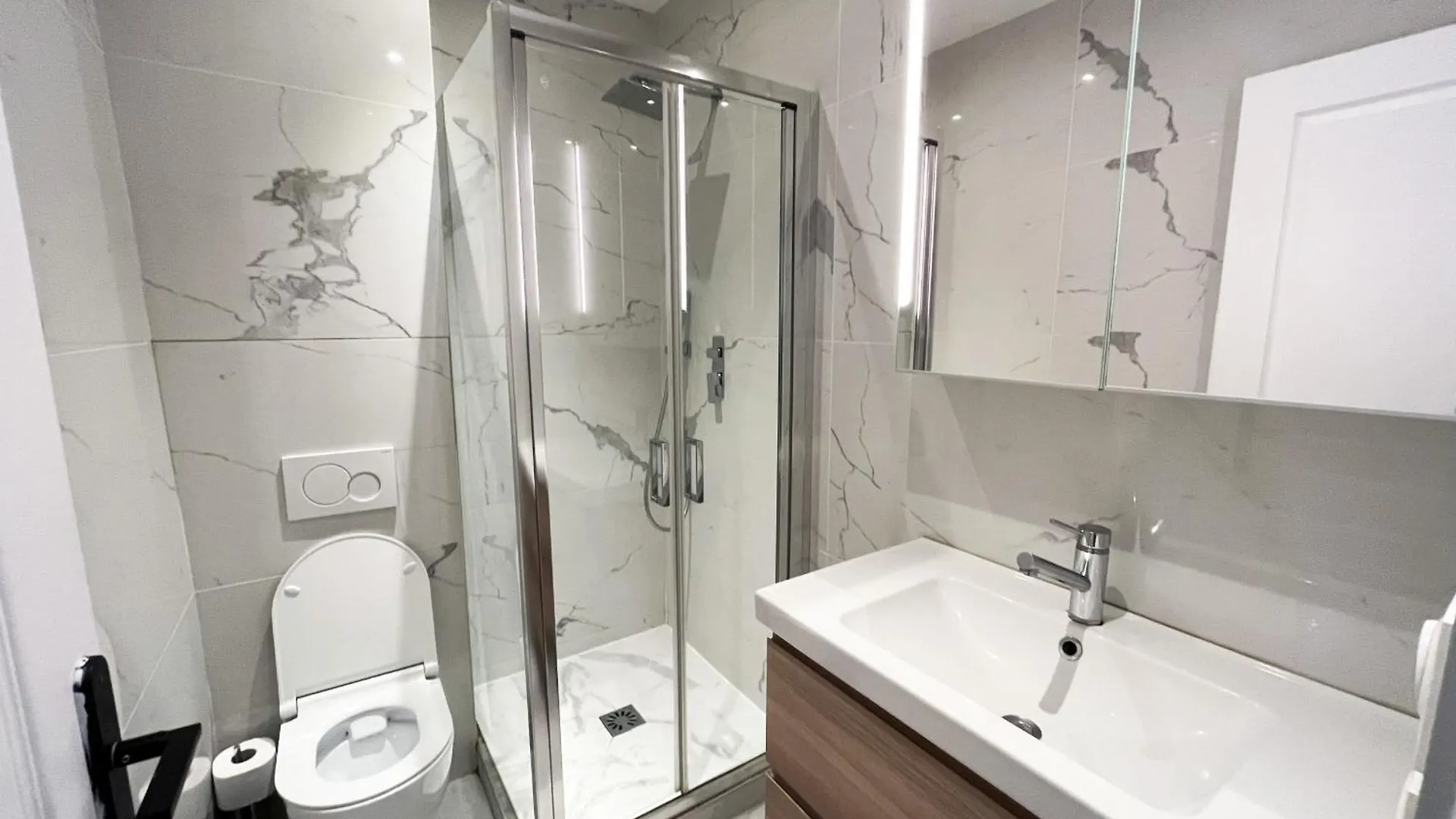דירות Urban Flat 108 - Stunning 4 Bdr Flat In פריז צרפת