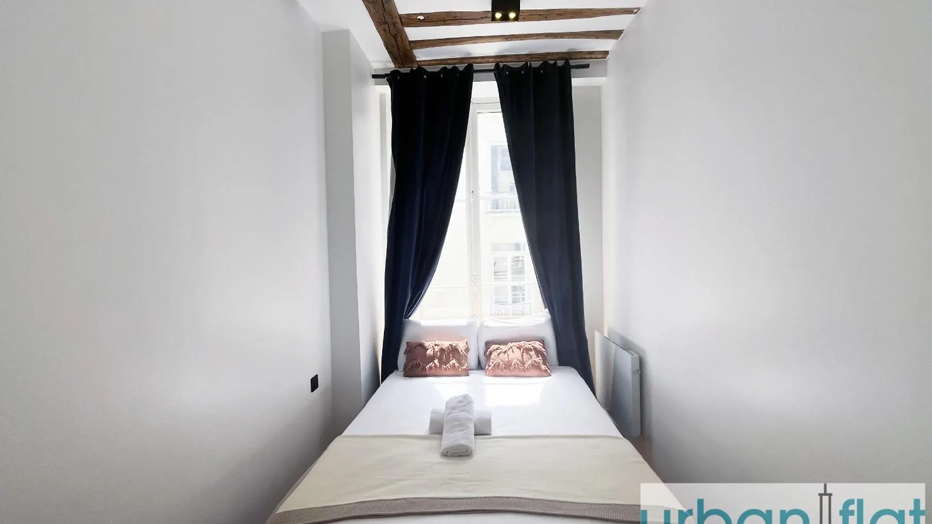 Urban Flat 108 - Stunning 4 Bdr Flat In Paris Lägenhet